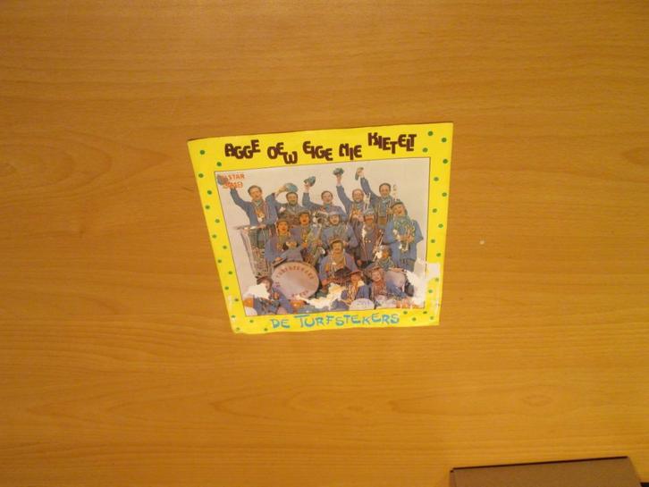 De Turfstekers - Agge Oew Eige Nie Kietelt / Zeg, Weet Je Da, Cd's en Dvd's, Vinyl Singles, Gebruikt, Pop, Ophalen of Verzenden