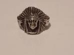 Zilveren ring met Indianen stamhoofd (Nijmegen oost), Sieraden, Tassen en Uiterlijk, Ringen, 19 tot 20, Ophalen of Verzenden, Zo goed als nieuw