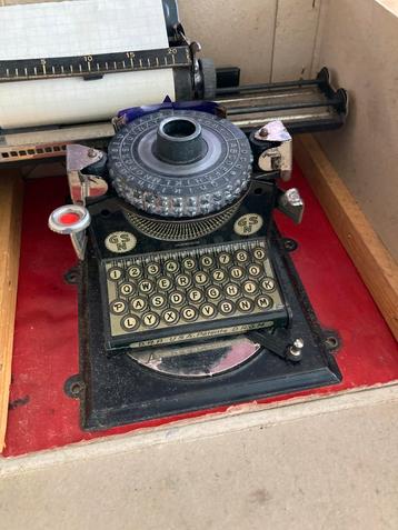 Blikken GSN junior typemachine in originele doos 1930 beschikbaar voor biedingen