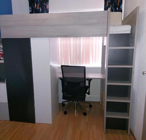 *** Hoogslaper met bureau en inloopkast ***, Huis en Inrichting, Slaapkamer | Stapelbedden en Hoogslapers, Zo goed als nieuw, Hoogslaper