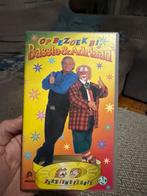 Bassie & Adriaan - Op Bezoek Bij (VHS), Alle leeftijden, Ophalen of Verzenden, Gebruikt, Nederlandstalig