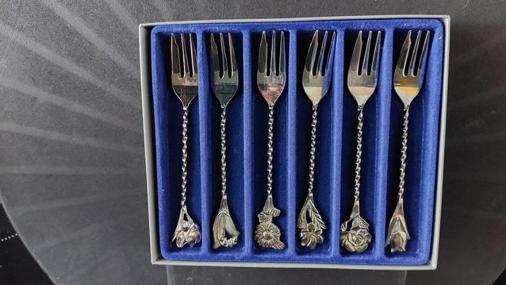 taart vorkjes met taart schep  en suikertang zilver, Antiek en Kunst, Antiek | Bestek, Ophalen of Verzenden