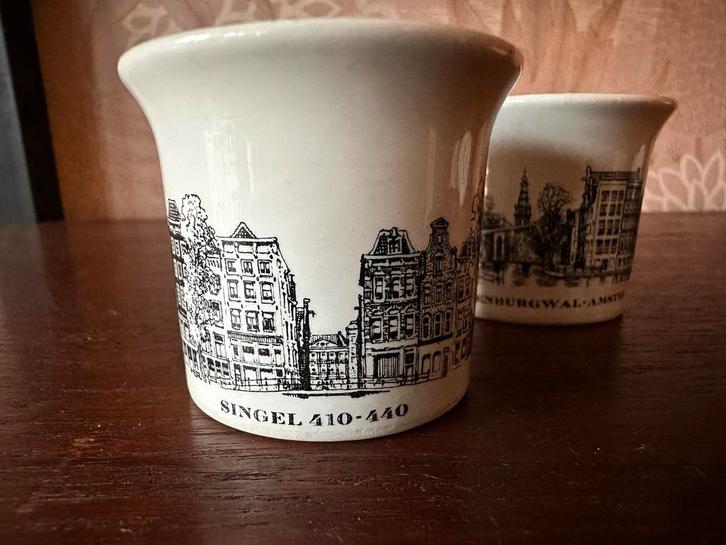 Twee Villeroy & Boch Grachten Eierdopjes, Huis en Inrichting, Woonaccessoires | Schalen en Manden, Gebruikt, Schaal, Rond, Steen of Aardewerk