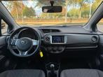Toyota Yaris 1.0 VVT-i Now Airco/Carplay/El.ramen/5drs/Deale, Auto's, Euro 5, Gebruikt, 750 kg, Wit