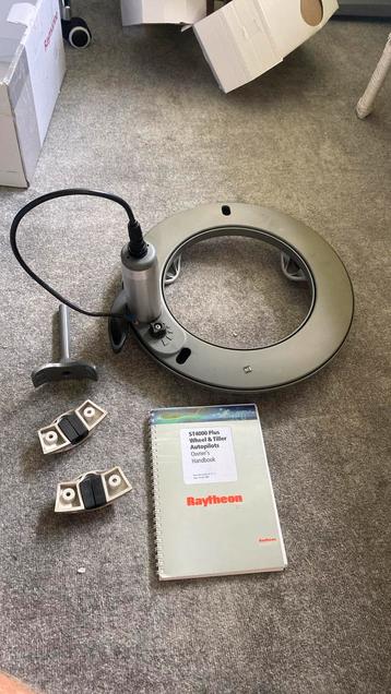 Raymarine st4000 wheel autopilot beschikbaar voor biedingen