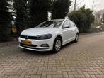Volkswagen Polo 1.0 TSI 95pk 2021 Wit Highline Luxe BTW-auto, Voorwielaandrijving, 1063 kg, USB, Handgeschakeld