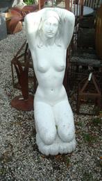 groot tuinbeeld blote dame beton, Tuin en Terras, Tuinbeelden, Ophalen, Nieuw, Beton, Mensenbeeld