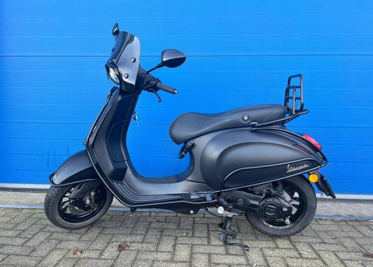 VESPA SPRINT - 1e EIGENAAR  ! - 2019., Fietsen en Brommers, Scooters | Vespa, Zo goed als nieuw, Overige modellen, Benzine, Ophalen