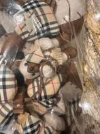 Burberry look kerstversiering kerstbal beer, Ophalen of Verzenden, Zo goed als nieuw