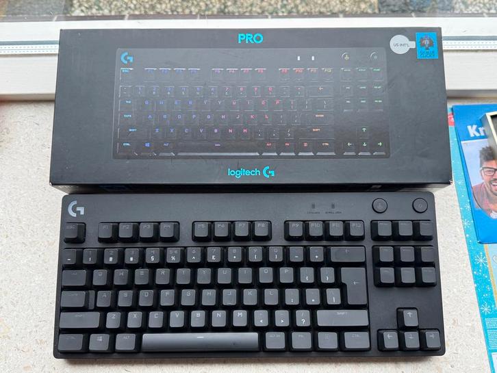 Logitech G502 muis en Logitech G Pro toetsenboard, Computers en Software, Toetsenborden, Zo goed als nieuw, Ophalen