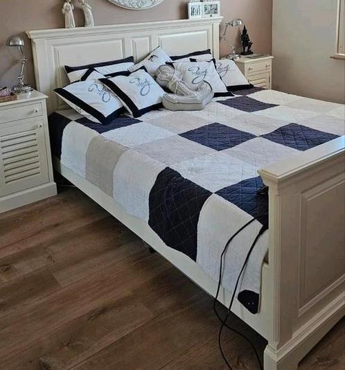 Riviera Maison nachtkastjes, bedombouw en spiegelkast, Huis en Inrichting, Slaapkamer | Complete slaapkamers, Zo goed als nieuw