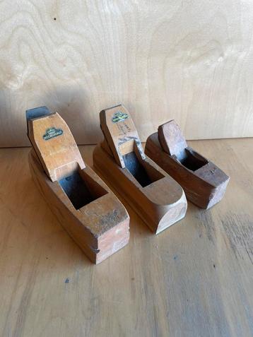 Vintage houten Nooitgedagt blokschaven beschikbaar voor biedingen