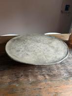 PMR sober beton plateau, Huis en Inrichting, Woonaccessoires | Dienbladen, Ophalen of Verzenden, Zo goed als nieuw, Rond, Hout