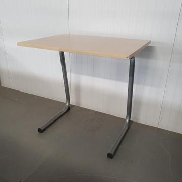 Ahrend schooltafel - 76x80x60 cm beschikbaar voor biedingen