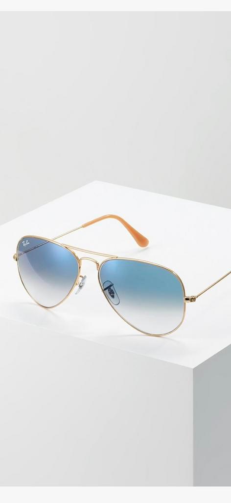 Rayban aviator super mooie bril, Sieraden, Tassen en Uiterlijk, Zonnebrillen en Brillen | Heren, Zo goed als nieuw, Zonnebril