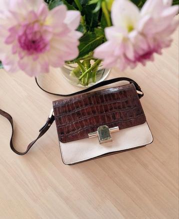 Massimo Dutti real leather shoulder bag beschikbaar voor biedingen