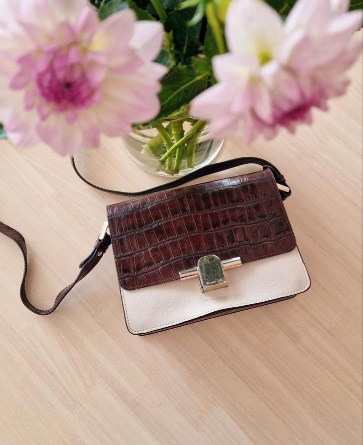 Massimo Dutti real leather shoulder bag, Sieraden, Tassen en Uiterlijk, Tassen | Damestassen, Zo goed als nieuw, Schoudertasje