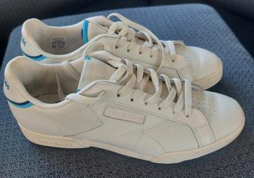 REEBOK leren herensneakers, maat 44, z.g.a.n. beschikbaar voor biedingen