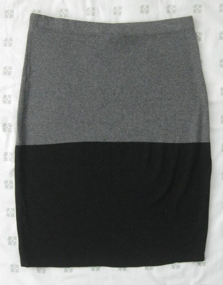 Isabel de Pedro rok, zwart met grijs, maat 42, Kleding | Dames, Rokken, Zo goed als nieuw, Maat 42/44 (L), Overige kleuren, Onder de knie
