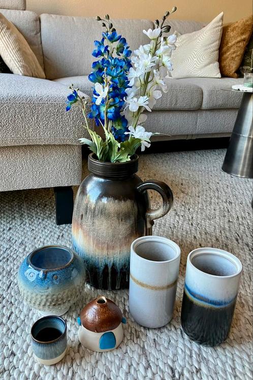 Lot aardewerken vazen en potjes blauw bruin wit zomer, Huis en Inrichting, Woonaccessoires | Vazen, Zo goed als nieuw, Minder dan 50 cm
