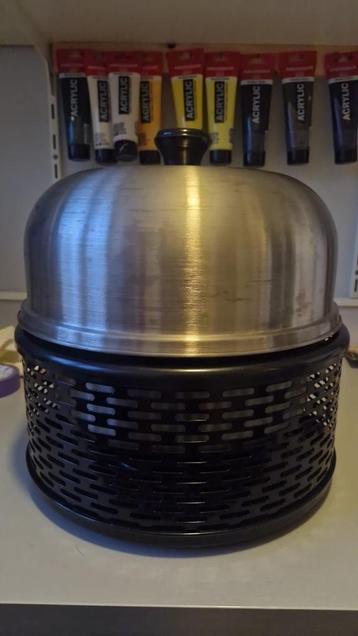 cobb bbq kampeerpan beschikbaar voor biedingen