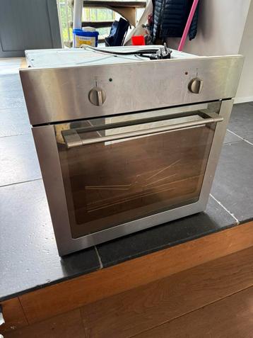 Pelgrim oven zeer weinig genruikt type OST690RVS/P03 beschikbaar voor biedingen