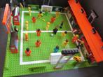 bricks voetbalstadion met spelers, scheidsrechter, publiek, Ophalen of Verzenden, Nieuw