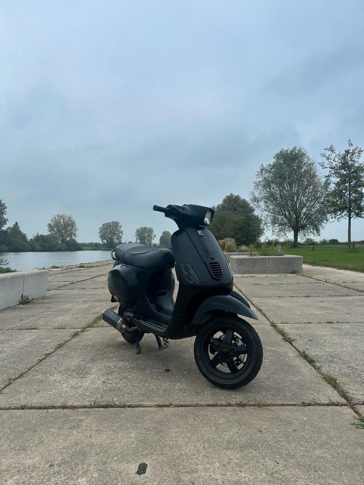Vespa S, Fietsen en Brommers, Scooters | Vespa, Zo goed als nieuw, Vespa S, Maximaal 45 km/u, Benzine, Ophalen