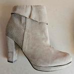 Nieuwe suède enkellaarsjes taupe mt 39, Beige, Lage of Enkellaarzen, Nieuw, Ophalen of Verzenden