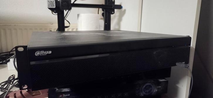 Dahua NVR DHI-NVR608-32-4KS2, 32ch, 2x4TB HDD, Audio, Tv en Foto, Videobewaking, Ophalen of Verzenden