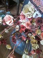 Grote vaas met houten bloemen, Huis en Inrichting, Ophalen, Overige kleuren, Minder dan 50 cm, Glas