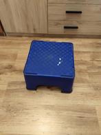 Stevige opstap., Huis en Inrichting, Krukjes, Ophalen of Verzenden, Zo goed als nieuw, Hout