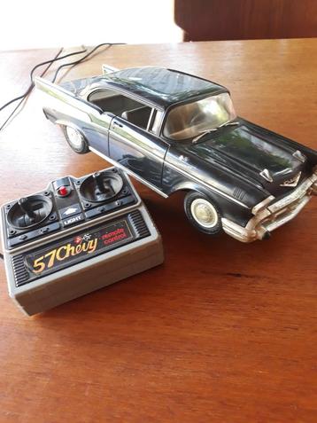 Chevrolet 1957 Bel Air 1/18 = 30 cm lang  beschikbaar voor biedingen