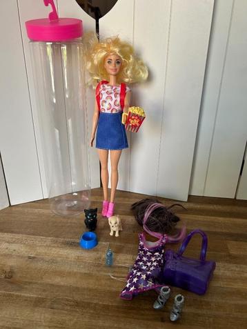 Barbie Color Reveal Ultimate Reveal Dogpark & Movienight beschikbaar voor biedingen