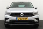 Volkswagen Tiguan 1.5 150 PK TSI Aut. Sport-Line NW-Model Ad, 1441 kg, Stof, 4 cilinders, 150 pk