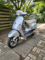 Vespa LX50 2takt BROM 7000km! (Scooter brommer), Fietsen en Brommers, Scooters | Vespa, Ophalen