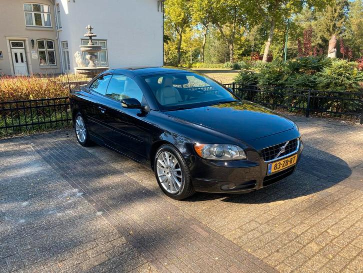 Volvo C70 2.5 T5 Geartronic 2006 Zwart, Auto's, Volvo, Particulier, C70, Airconditioning, Alarm, Bluetooth, Boordcomputer, Centrale vergrendeling