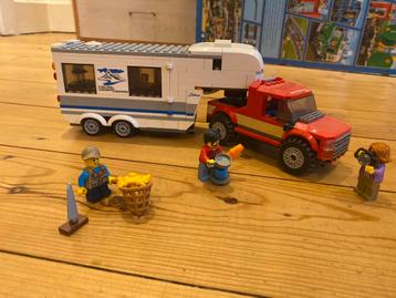 LEGO City auto met caravan beschikbaar voor biedingen