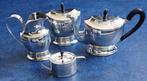 Zilveren theeservies 4 delen Theebus Utrecht 1823, Antiek en Kunst, Antiek | Goud en Zilver, Ophalen of Verzenden, Zilver