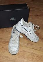 Nike Air Force 1 '07, Wit, NIKE, Ophalen of Verzenden, Gedragen
