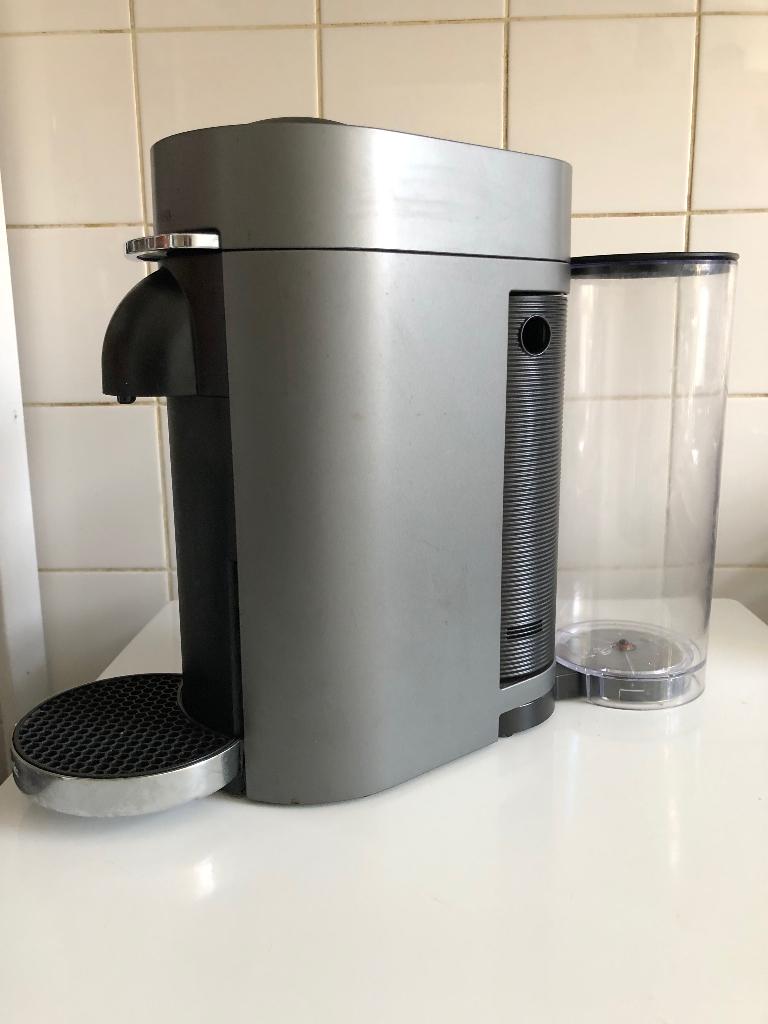 Nespresso magimix, Ophalen, Gebruikt, Espresso apparaat, Koffiepads en cups