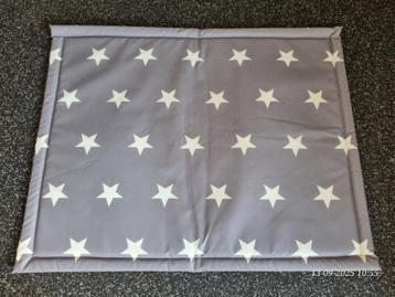 Boxkleed / boxdek Jollein grijs met sterren beschikbaar voor biedingen