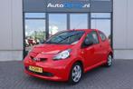 Toyota AYGO 1.0-12V 3drs., Voorwielaandrijving, Gebruikt, 4 stoelen, 68 pk