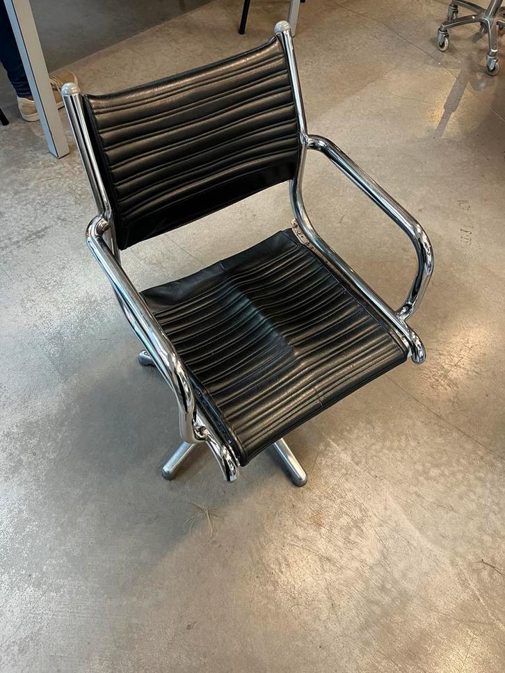 3 Kapperstoelen, Huis en Inrichting, Stoelen, Gebruikt, Drie, Metaal, Zwart, Ophalen of Verzenden