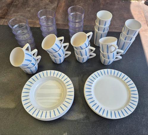 Mepal Rosti 6 pers kampeerservies 42 delig, Caravans en Kamperen, Kampeeraccessoires, Ophalen of Verzenden