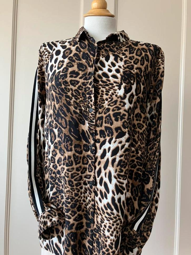 Panterprint blouse/bloesje, maat M, Kleding | Dames, Blouses en Tunieken, Zo goed als nieuw, Maat 38/40 (M), Bruin, Ophalen of Verzenden