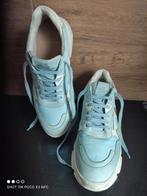 Stoere lichtblauwe met witte sneakers van Copenhagen maat 41, Msch Copenhagen, Blauw, Ophalen of Verzenden, Sneakers of Gympen
