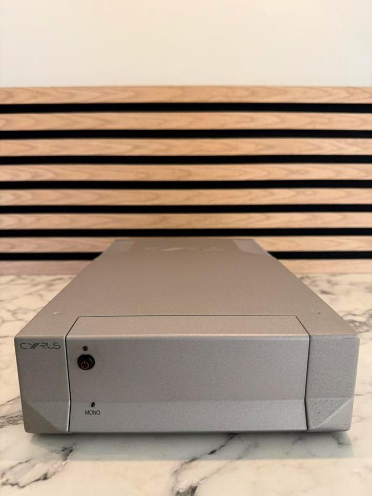 Cyrus Smartpower eindversterker, nieuwstaat, zeer muzikaal, Audio, Tv en Foto, Versterkers en Receivers, Zo goed als nieuw, Stereo