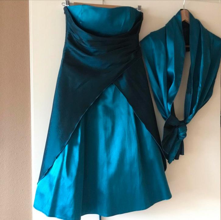 Elegante Galajurk - Maat M in blauw/ groene tinten., Kleding | Dames, Gelegenheidskleding, Zo goed als nieuw, Galajurk, Maat 38/40 (M)