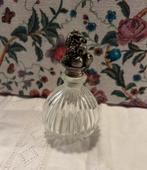 Oud parfumflesje met zilverkleurig stopje, Antiek en Kunst, Ophalen